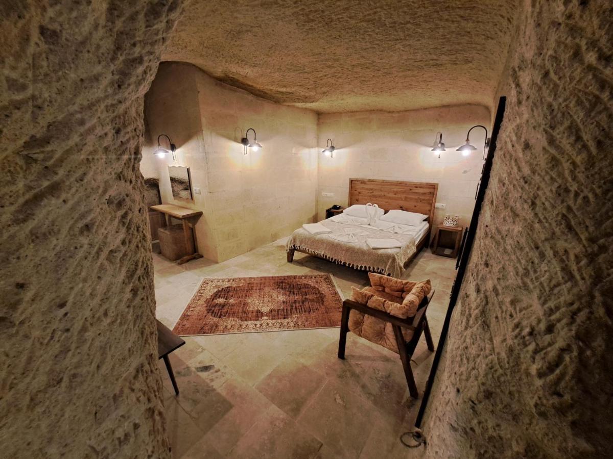 Feris Cave Hotel Nevşehir Bagian luar foto