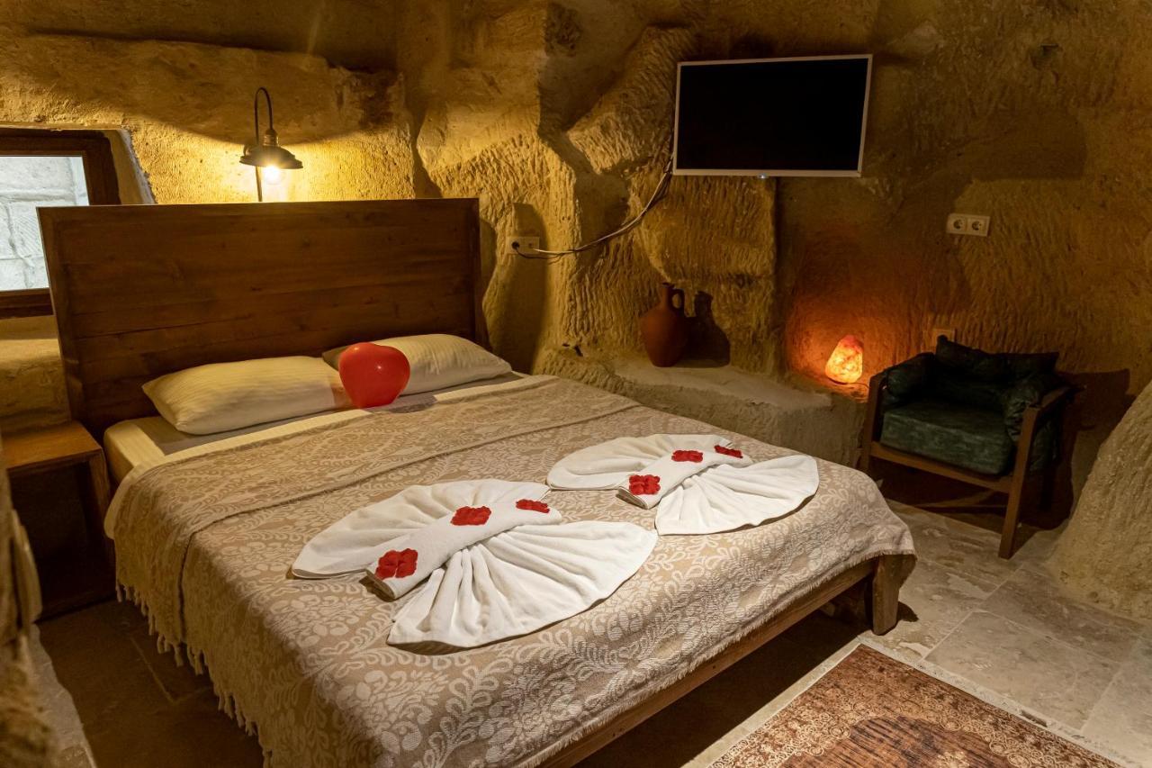 Feris Cave Hotel Nevşehir Bagian luar foto