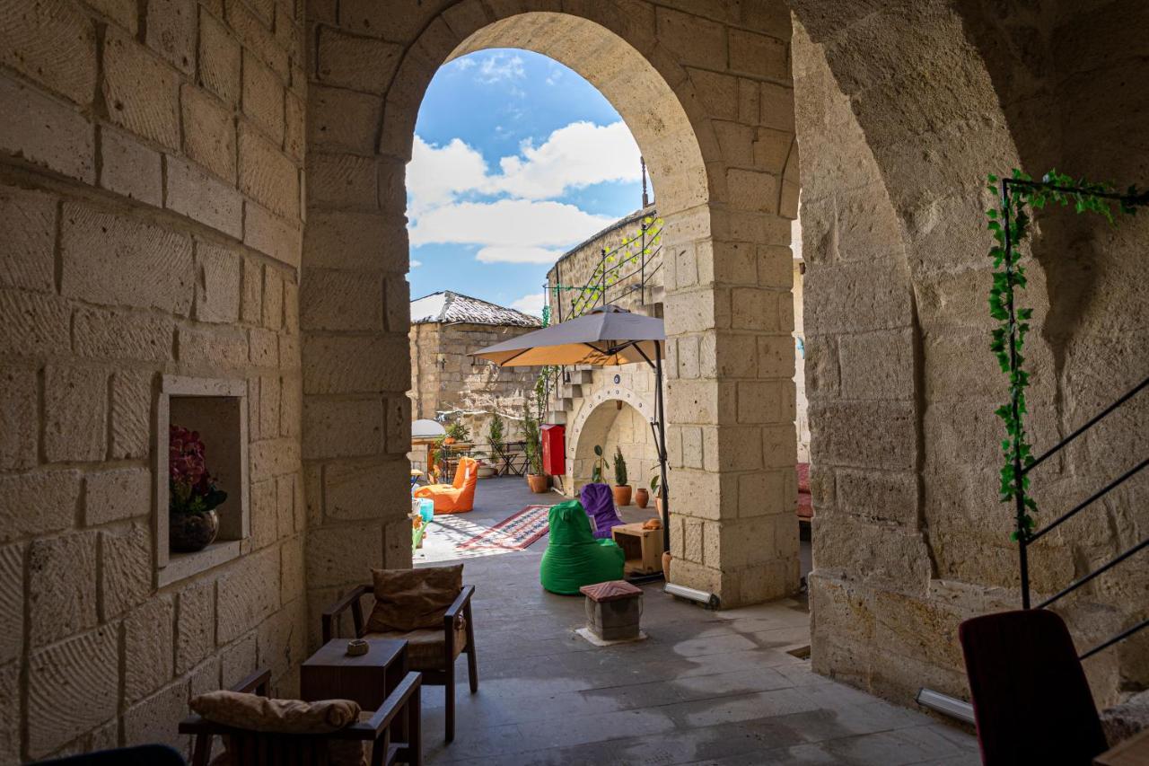 Feris Cave Hotel Nevşehir Bagian luar foto